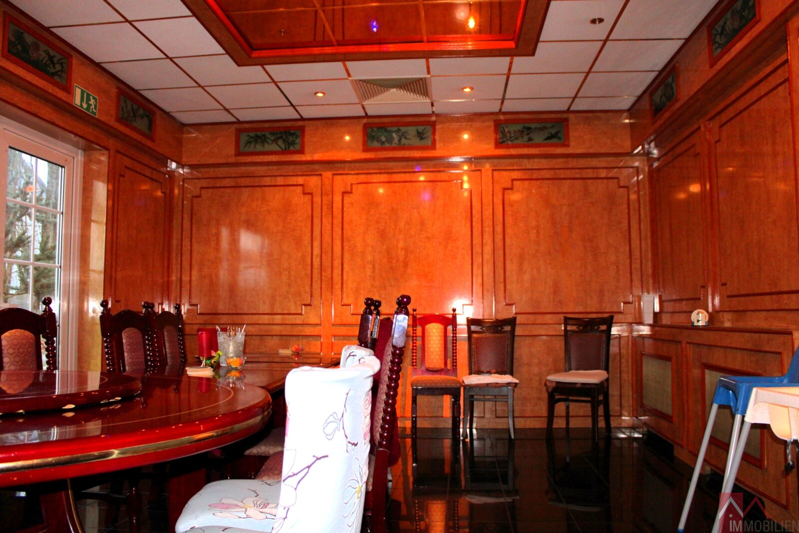 Wohn- und Geschäftshaus mit zusätzlichem Baugrundstück